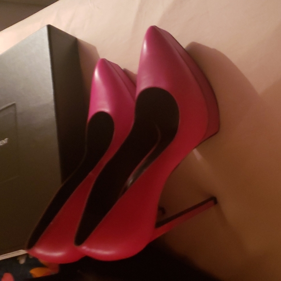 Saint Laurent pink platform pumps. Size 40 - Picture 4 of 6